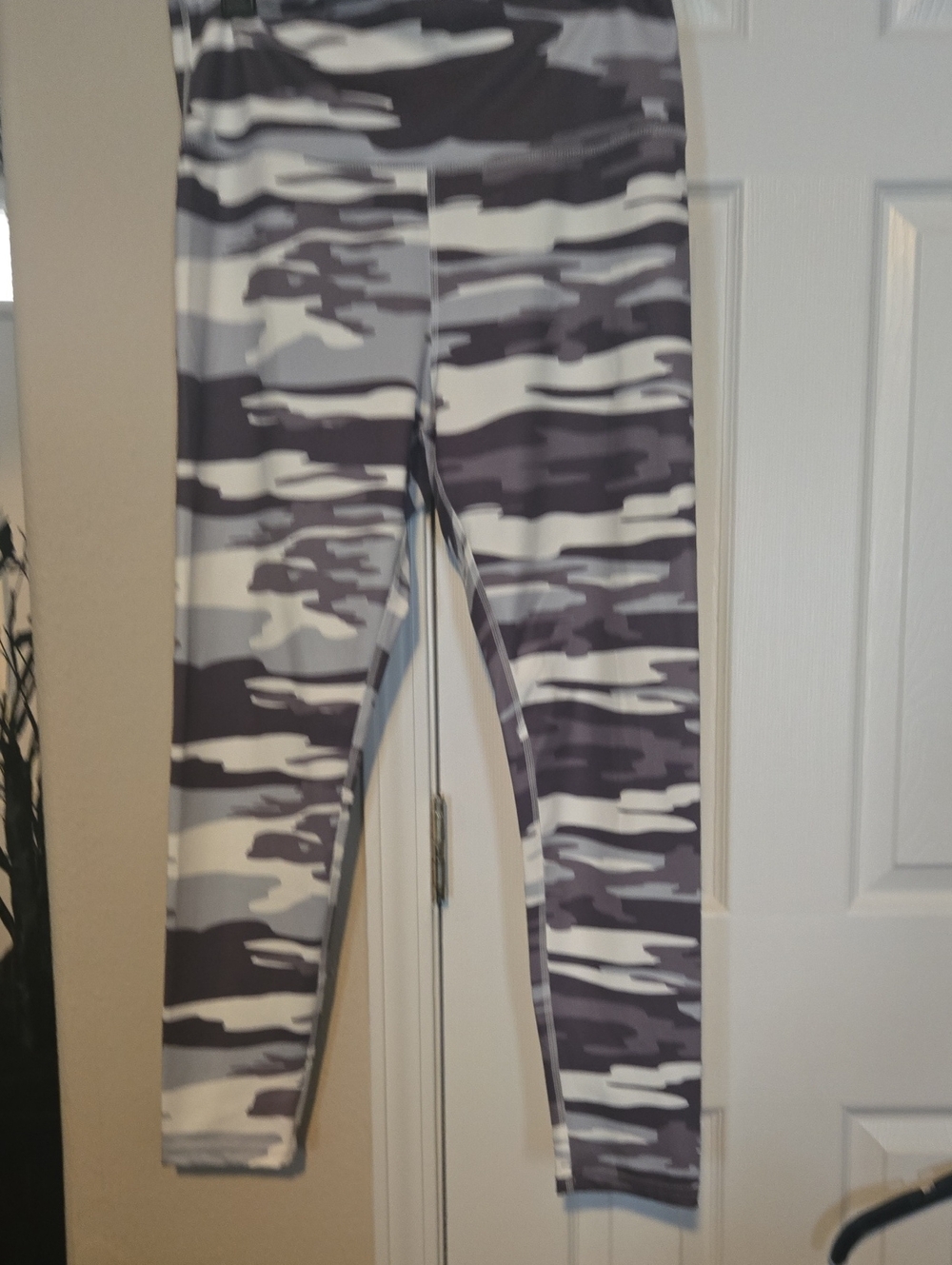 High-Rise Gray Camo Leggings